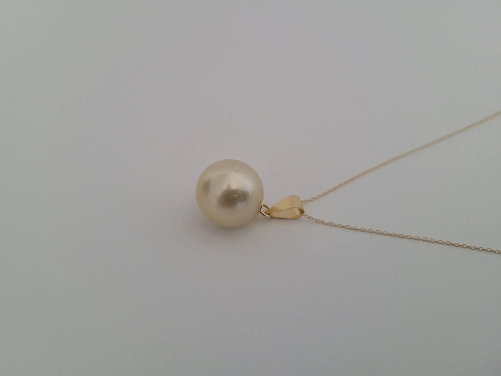 Golden South Sea Pearl 12 mm Round, Natural Golden Color - Only at  The South Sea Pearl