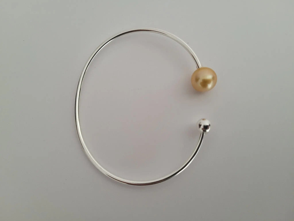 Gokden South Sea Pearl Bangle 9-10 mm Natural Color Sterling Silver Bangle (Pinctada maxima) - Only at The South Sea Pearl