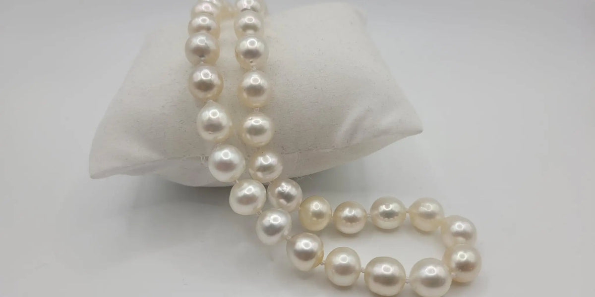 南洋真珠の色ガイド：ホワイトから濃いゴールドまで – The South Sea Pearl