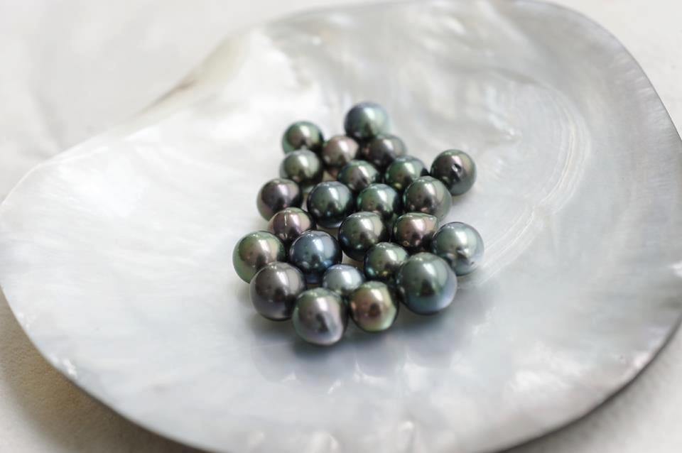 How to Grade and Value Tahitian Pearls? | The South Sea Pearl