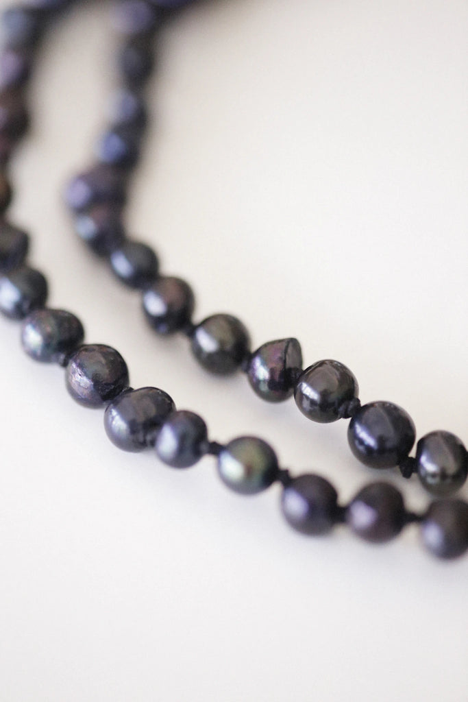 Elegant Tahitian Pearl Necklaces with Rich Dark Hues