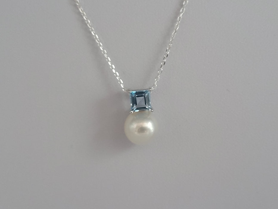 South Sea Pearl, Precious Stone  London Blue Topaz, 18K White Gold |  The South Sea Pearl |  The South Sea Pearl