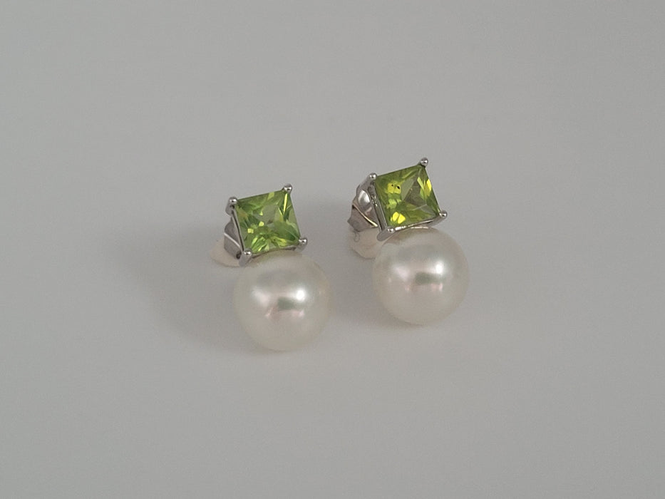 South Sea Pearls, Precious Stones Peridot, 18K White Gold |  The South Sea Pearl |  The South Sea Pearl