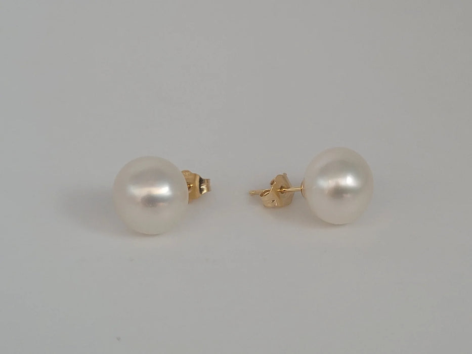 South Sea Pearls 12 mm 18 Karat Gold Earrings