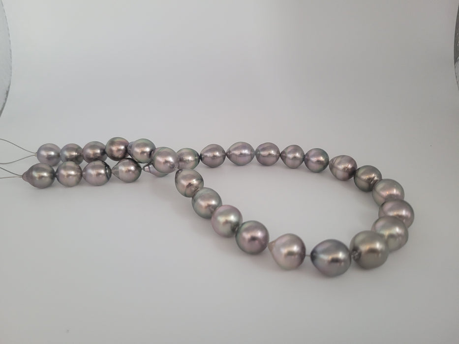 Perles de Tahiti sur fil 12-13 mm haut lustre AAA