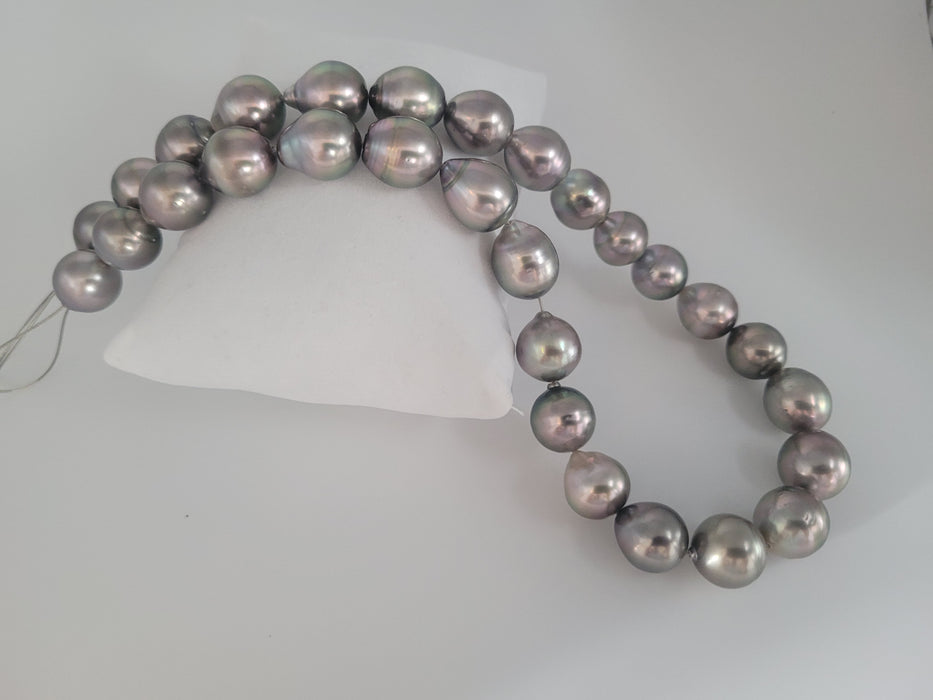 Perles de Tahiti sur fil 12-13 mm haut lustre AAA