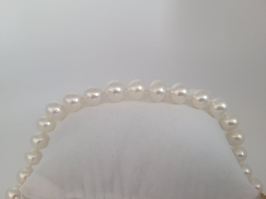 White South Sea Pearls Bracelet 9-10 mm 18K Solid Gold Clasp