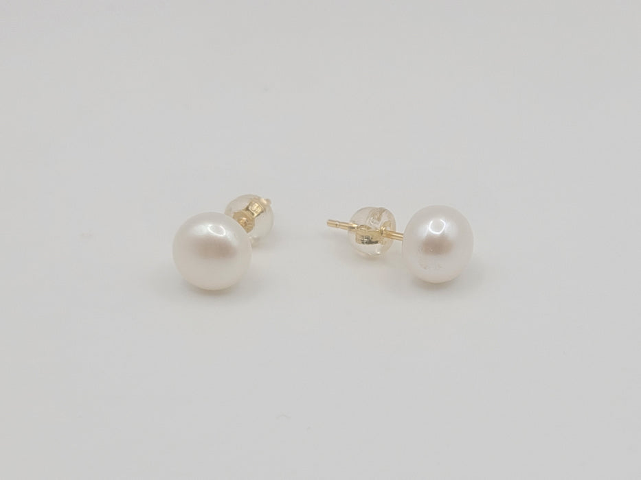 Cultured Pearls 7.5-8 mm AAA button shape