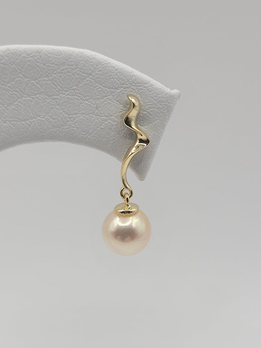 Akoya Cultured Pearl earrings 8-8.5 mm
