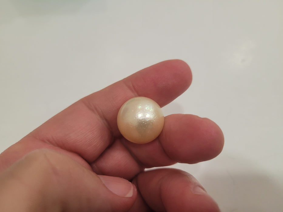 Golden South Sea Pearl 17.50 mm Round