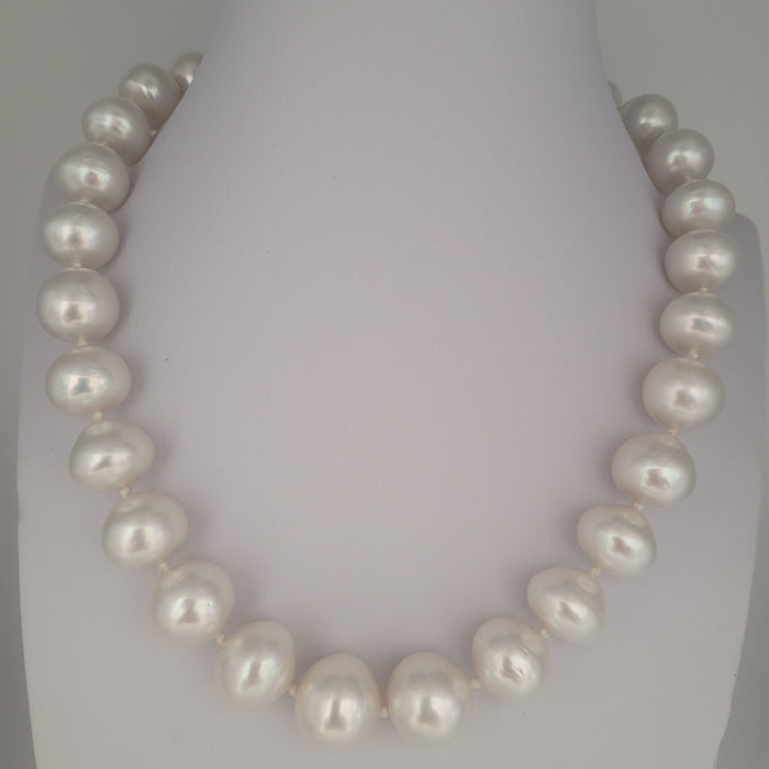 South Sea Pearl Necklace 13-15 mm Very High Luster 18K Gold Clasp