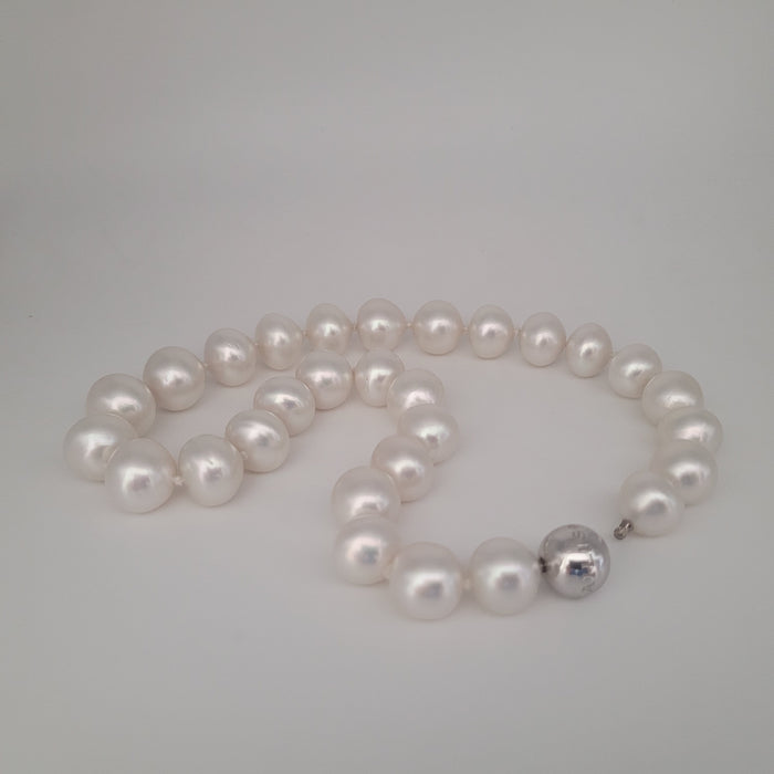 South Sea Pearl Necklace 13-15 mm Very High Luster 18K Gold Clasp