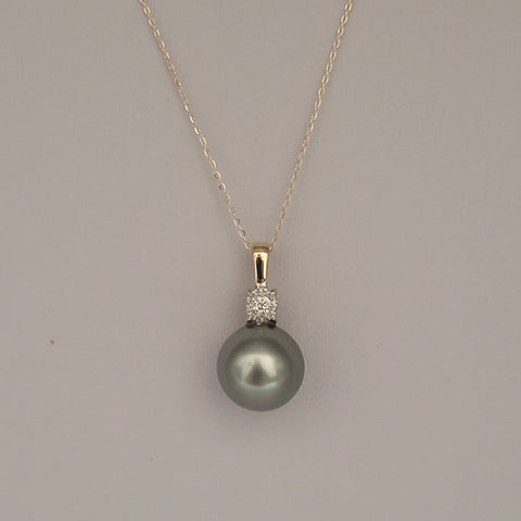 Dark Tahitian cultured pearl pendant 9.30mm round in 18K White Gold (Pinctada margaritifera) — The South Sea Pearl