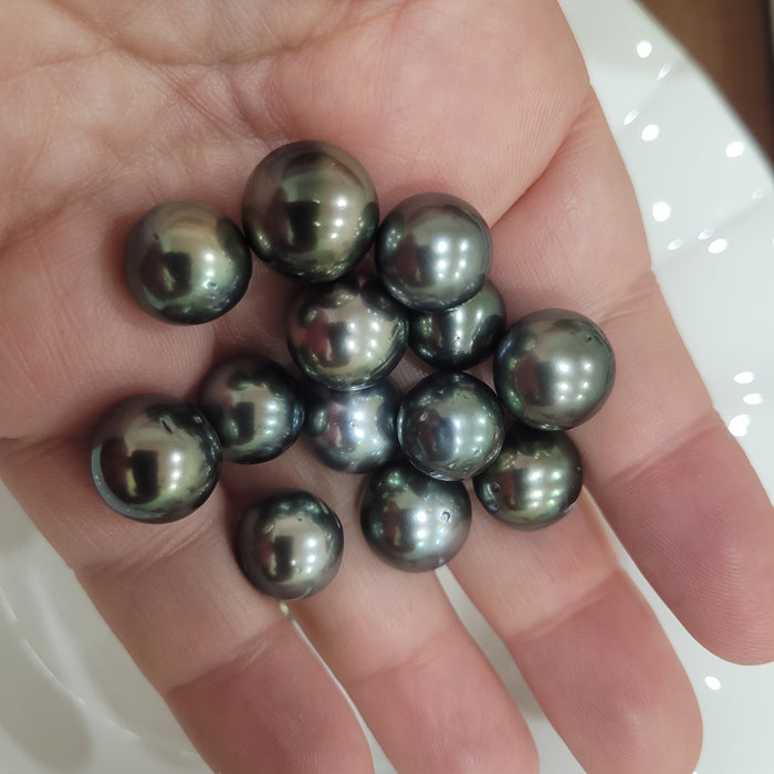Tahiti Loose Pearls 11-12 mm Natural Dark Green Color and Very High Luster