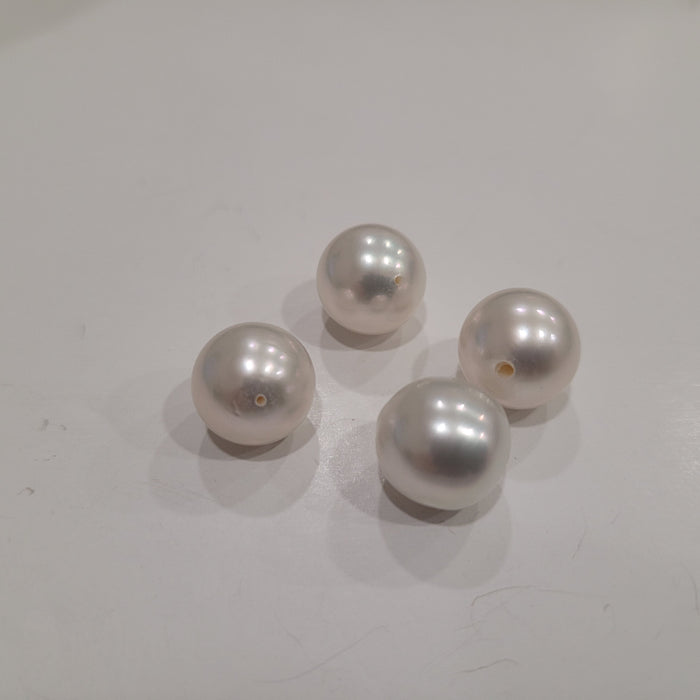 White South Sea Pearls 13 mm Grade 1