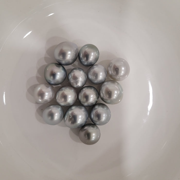 Tahiti Pearls 10-11 mm Oval/Drop Shape Light Silver Color