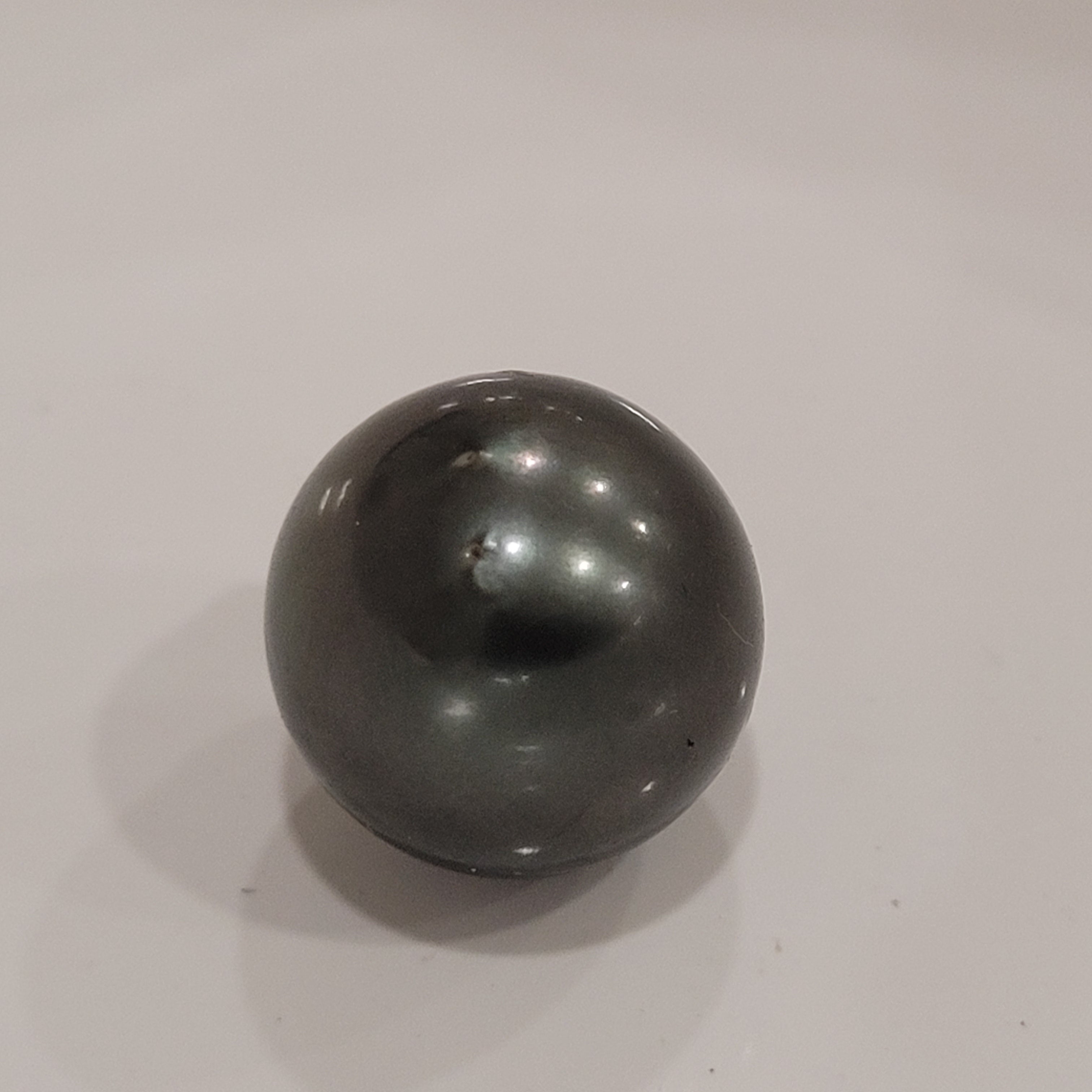 Tahiti Pearl 16,60 mm High Luster, Dark Color, High Luster