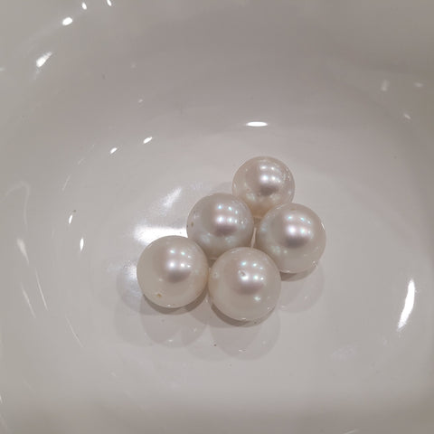 South Sea Pearls 15 mm Round, High Luster