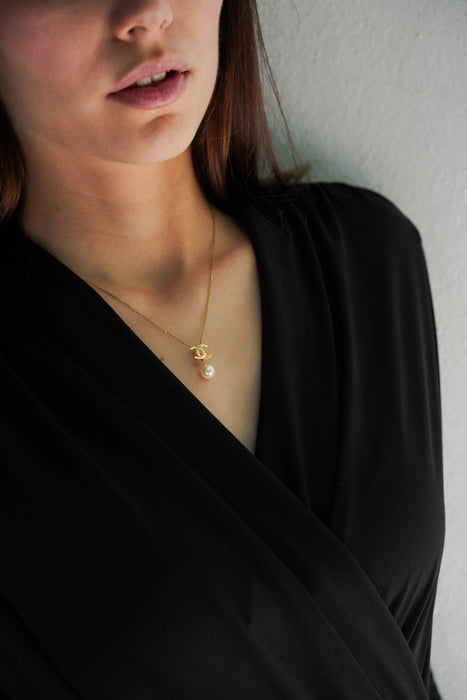 Akoya Cultured Pearl Pendant in Gold Plated Silver 925 | The South Sea Pearl |  The South Sea Pearl
