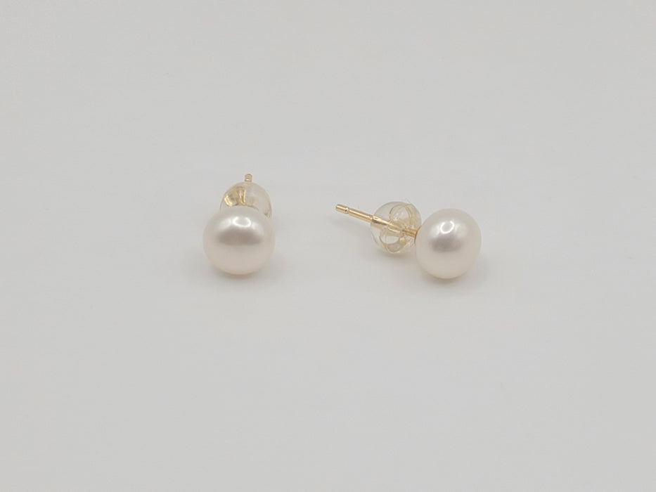 Cultured Pearls 7.5-8 mm AAA button shape