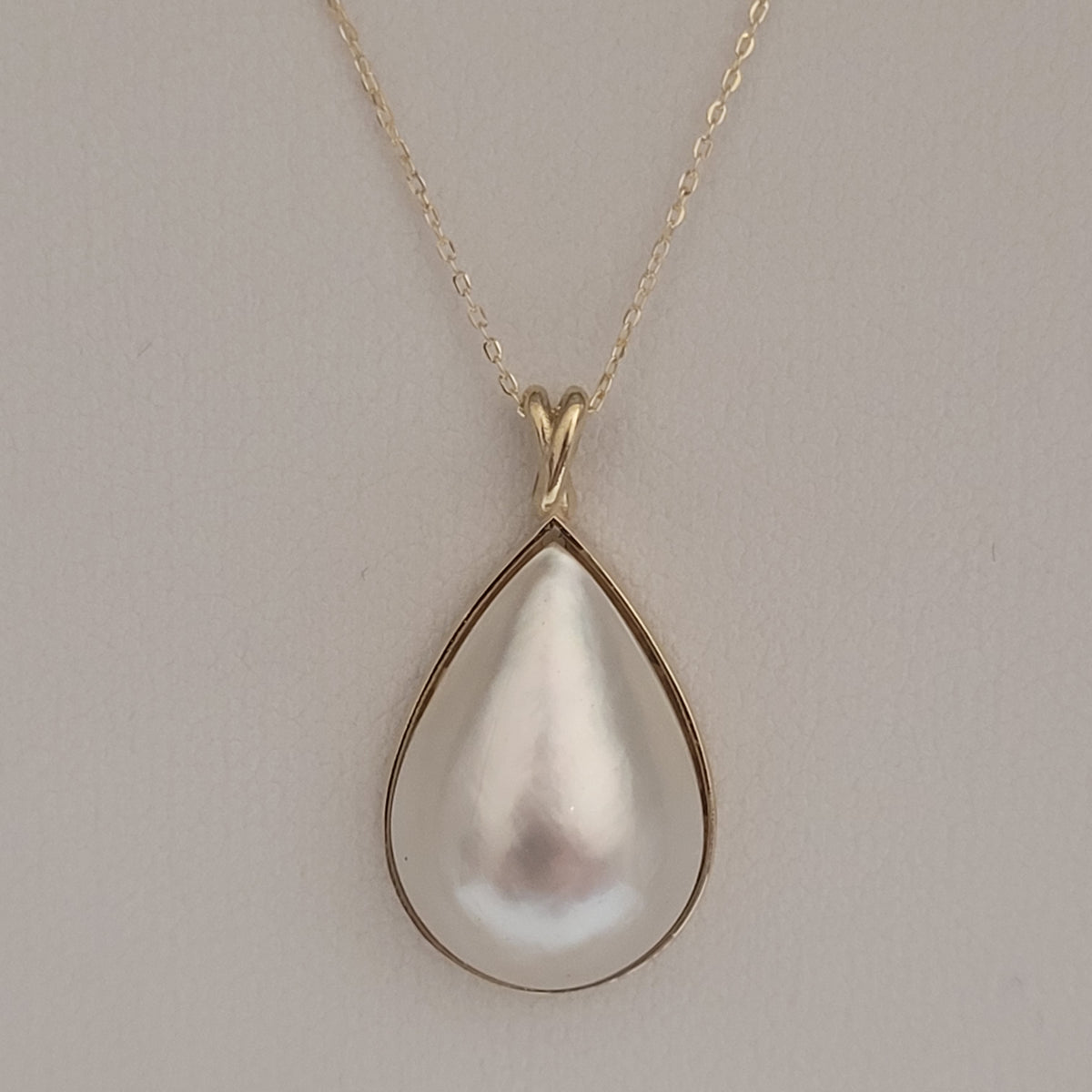 Colgante_Perla_Lagrima_y_Oro_1