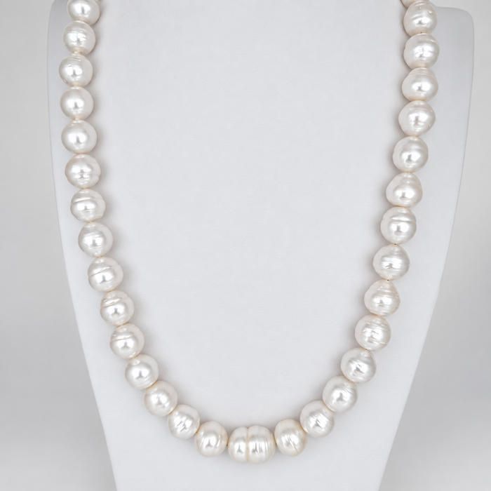 White South Sea Pearl Necklace Baroque Shape Very High Luster 18K Gold Clasp