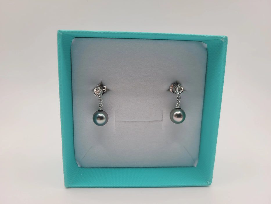 Earring  of Tahiti Pearls AAA, 0.20 Cts Diamonds, 18K Solid Gold | The South Sea Pearl |  The South Sea Pearl