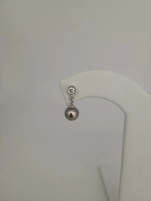 Earrings of Tahiti Pearls AAA Quality, 0.20 Cts Diamonds, and 18K Solid Gold | The South Sea Pearl |  The South Sea Pearl