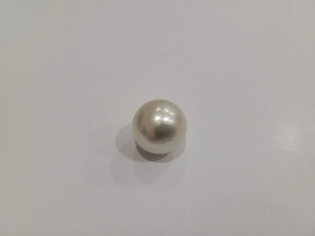 Golden South Sea Pearl 15 mm Round High Luster | The South Sea Pearl |  The South Sea Pearl
