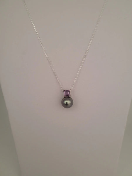 Pendant Necklace Tahiti Pearl 9 mm AAA, Precious Stone, 18K Solid Gold | The South Sea Pearl |  The South Sea Pearl