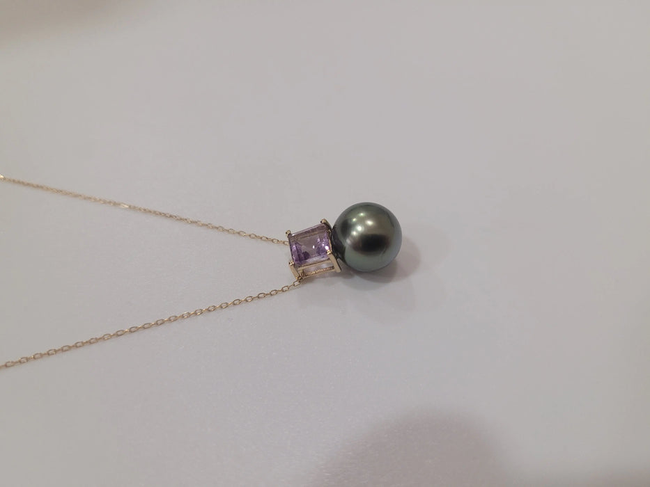 Pendant Necklace Tahiti Pearl 9 mm AAA, Precious Stone, 18K Solid Gold | The South Sea Pearl |  The South Sea Pearl