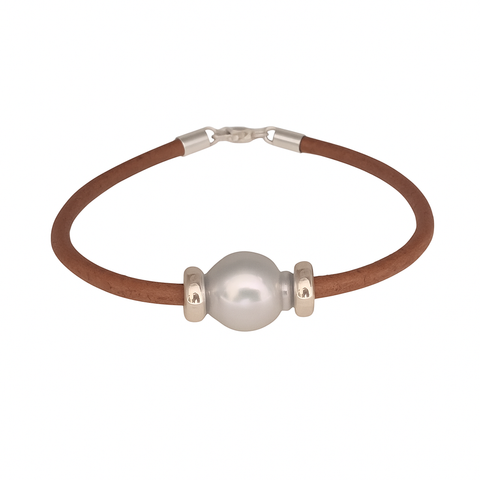Australian South Sea Pearl and Natural Leather Bracelet (Pinctada maxima) — The South Sea Pearl
