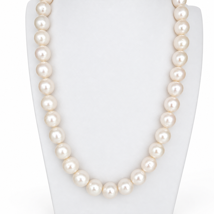 White South Sea Pearl Necklace 10-12.60 mm Very High Luster 18K Gold Clasp