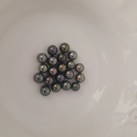 Loose multicolor Tahitian cultured pearls 8mm near-round (Pinctada margaritifera) — The South Sea Pearl