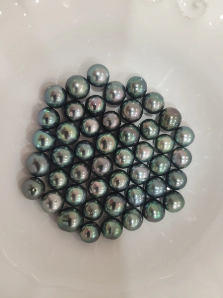 Tahiti Loose Pearls AAA Dark Green Natural Color with Very High Luster | The South Sea Pearl |  The South Sea Pearl
