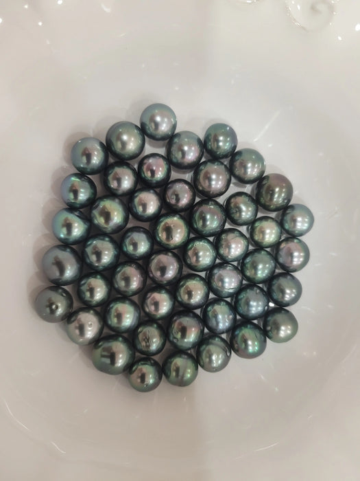 Tahiti Loose Pearls AAA Dark Green Natural Color with Very High Luster | The South Sea Pearl |  The South Sea Pearl