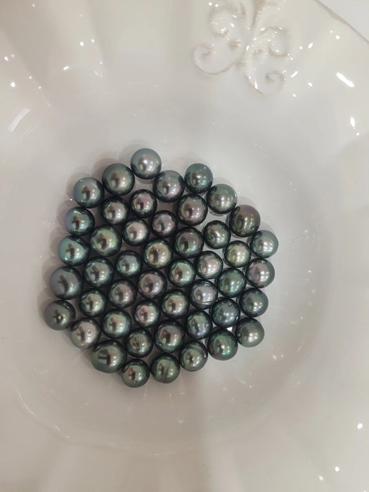 Tahiti Loose Pearls AAA Dark Green Natural Color with Very High Luster | The South Sea Pearl |  The South Sea Pearl