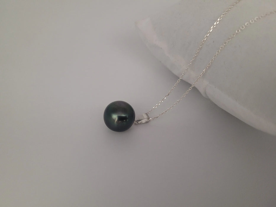 Tahiti Pearl 13 mm Round and Dark Natural Color with High Luster | The South Sea Pearl |  The South Sea Pearl
