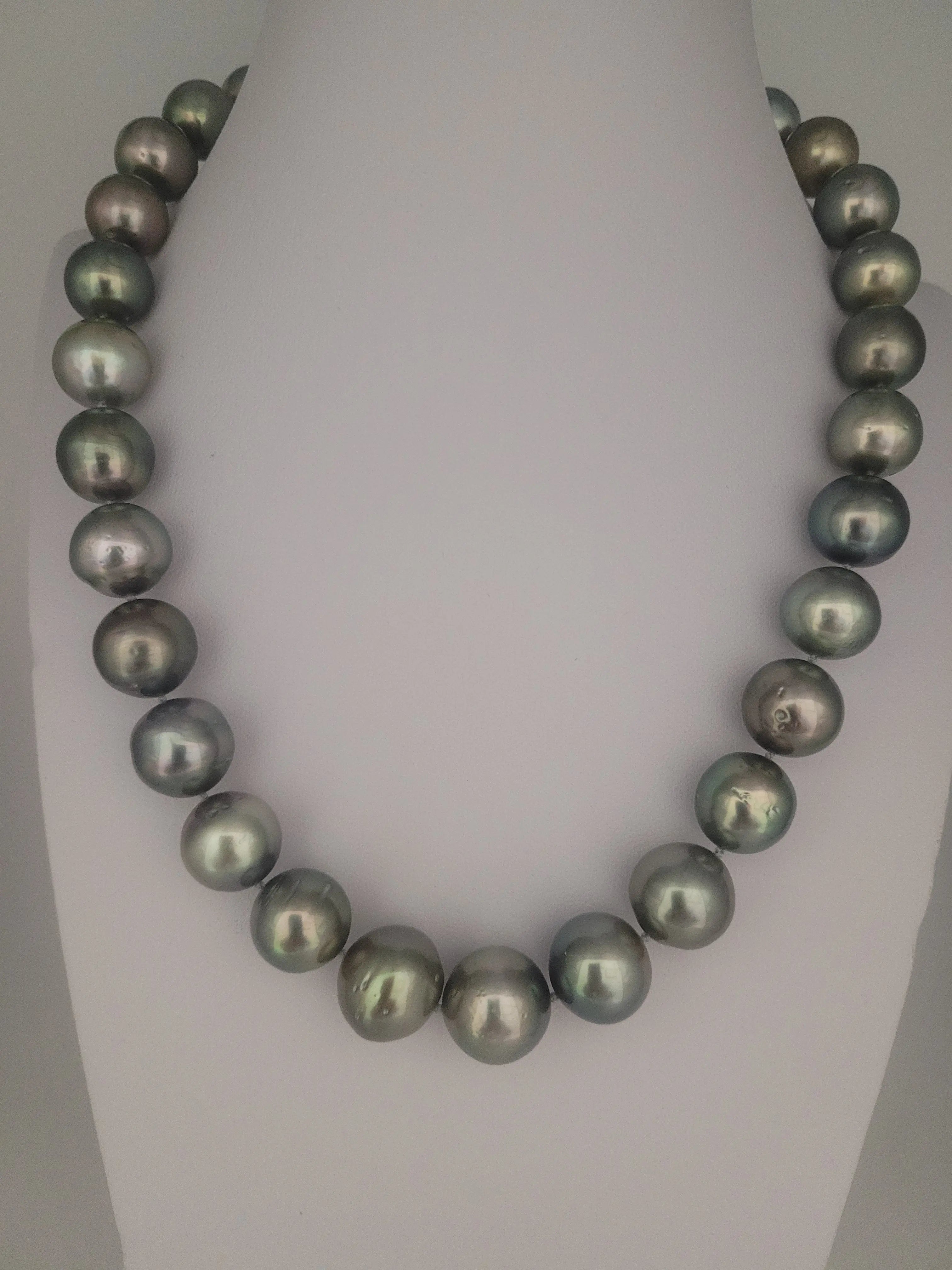 Tahiti-Pearl-Necklace-12-14-mm