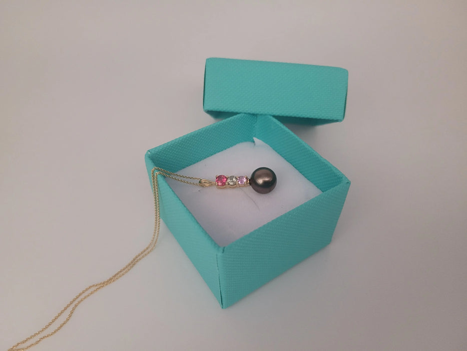 Tahiti Pearl Pendant, Natural Color Sapphires and 18K Solid Gold | The South Sea Pearl |  The South Sea Pearl