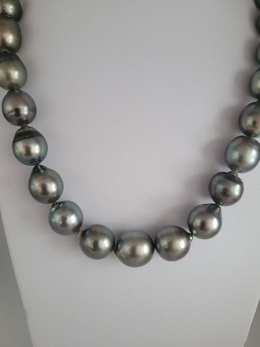 Tahiti Pearl necklace 12-14 mm Dark Grey Color and High Luster |  The South Sea Pearl |  The South Sea Pearl