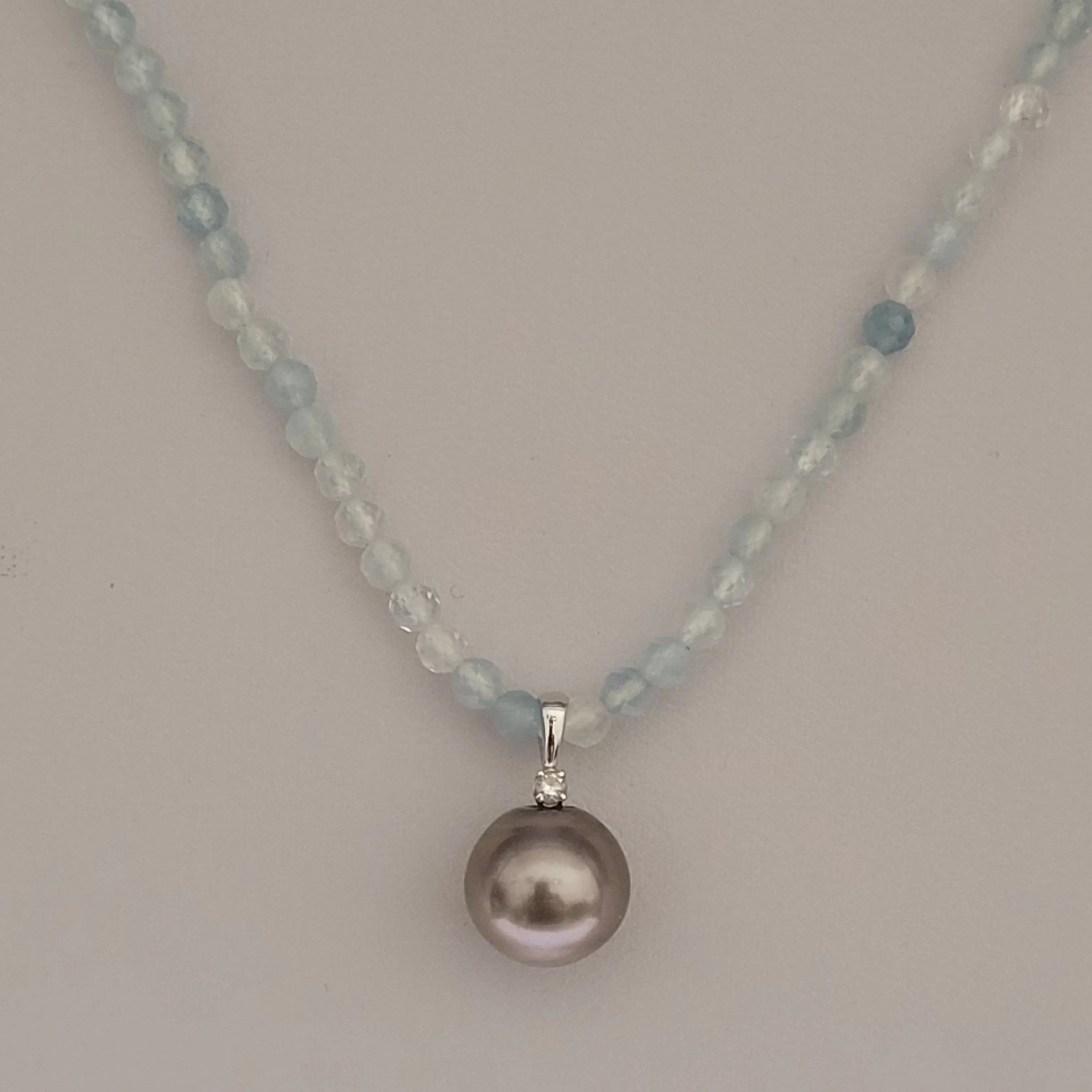 Tahiti Pearl, Aquamarine, Diamond & White Gold 18K |  The South Sea Pearl |  The South Sea Pearl