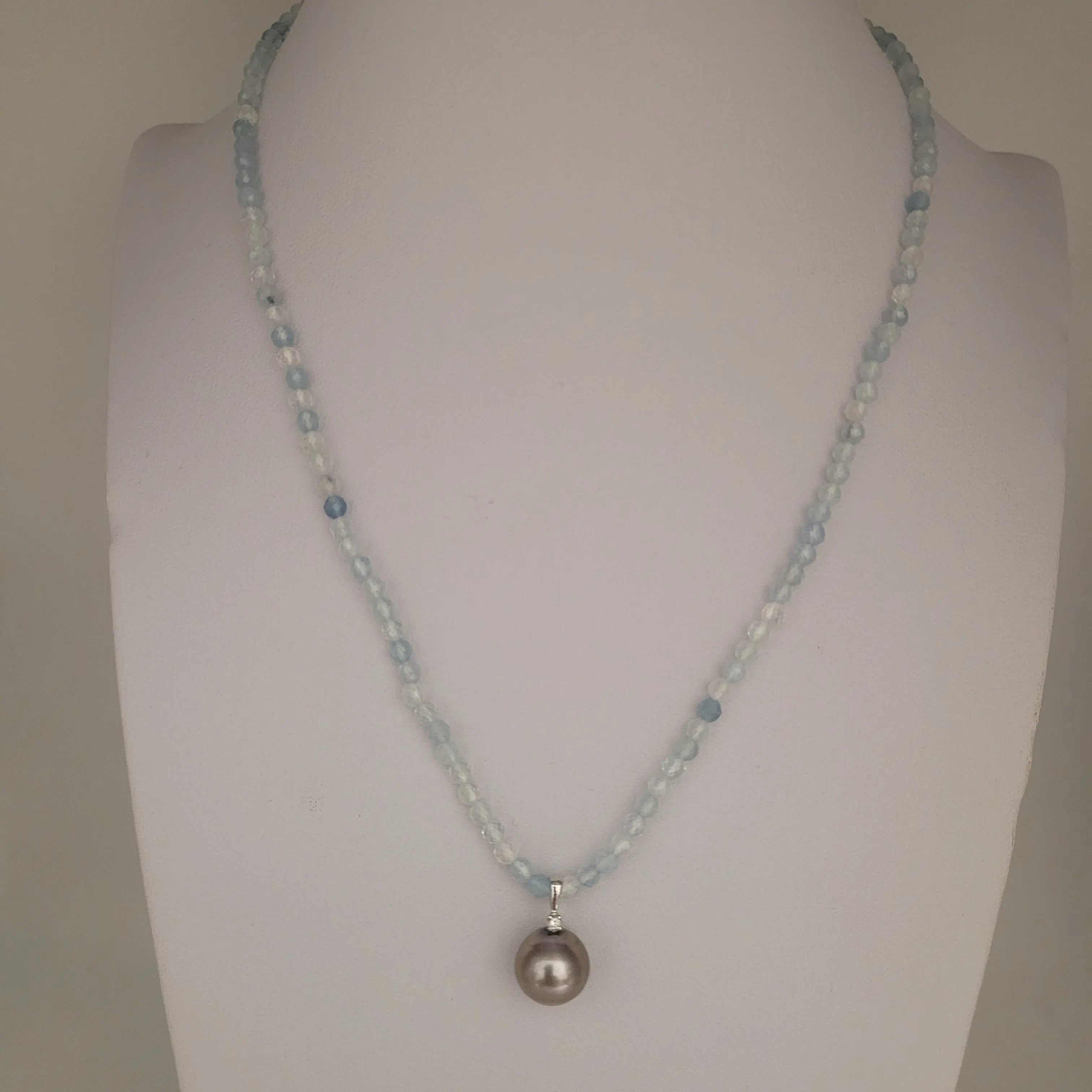 Tahiti Pearl, Aquamarine, Diamond & White Gold 18K |  The South Sea Pearl |  The South Sea Pearl