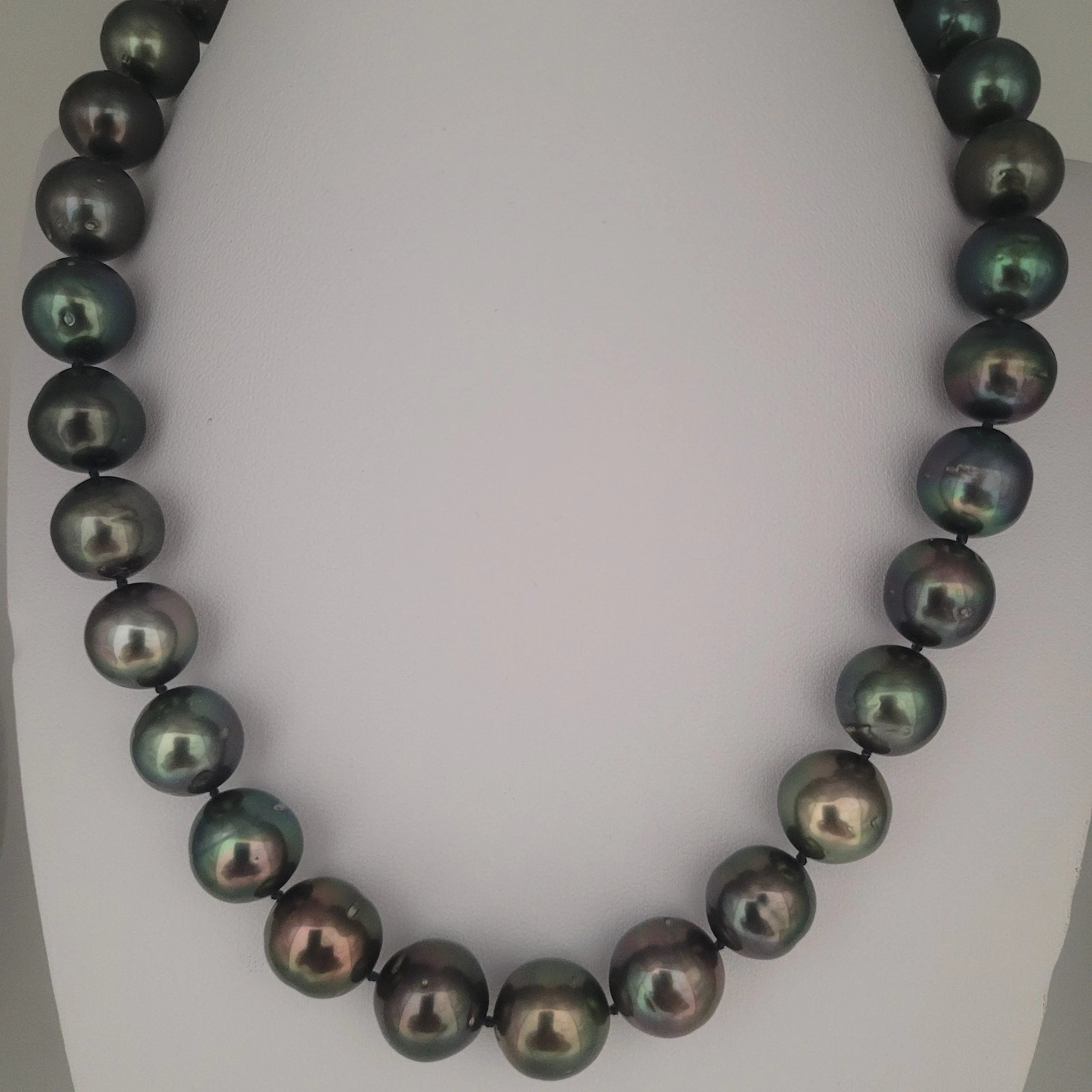 Tahiti-Pearls-12-13-mm-Very-
