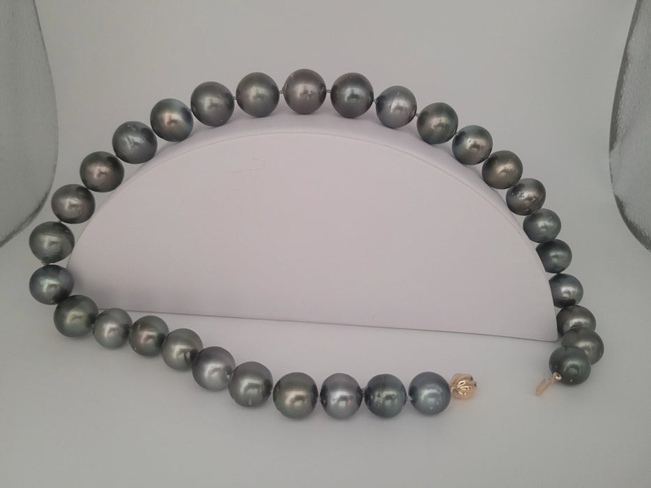 Tahiti Pearls 12-14 mm Round Dark Color and High Luster 18K Gold Clasp | The South Sea Pearl |  The South Sea Pearl