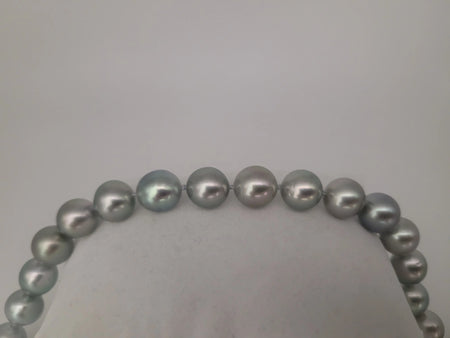 Tahiti Pearls Bracelet 9-10 mm AAA, 18K Gold Clasp | The South Sea Pearl |  The South Sea Pearl