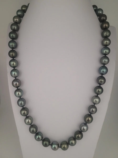 Tahiti Pearls Necklace 10-11 mm Dark Natural Color and High Luster | The South Sea Pearl |  The South Sea Pearl