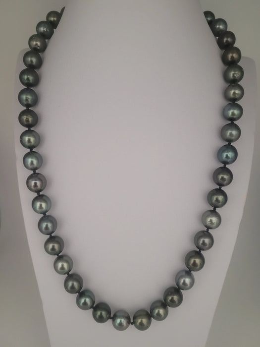 Tahiti Pearls Necklace 10-11 mm Dark Natural Color and High Luster | The South Sea Pearl |  The South Sea Pearl