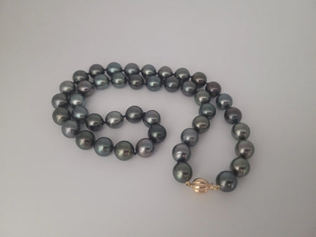 Tahiti Pearls Necklace 10-11 mm Dark Natural Color and High Luster | The South Sea Pearl |  The South Sea Pearl