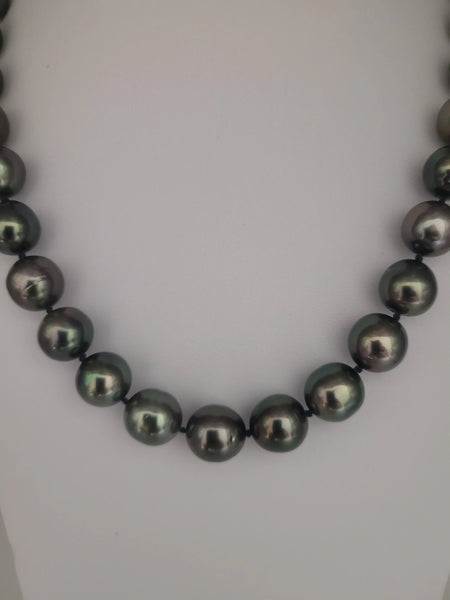 Tahiti Pearls Necklace 11-12 mm Dark Natural Color with Very High Luster, 18K Solid Gold Clasp | The South Sea Pearl |  The South Sea Pearl